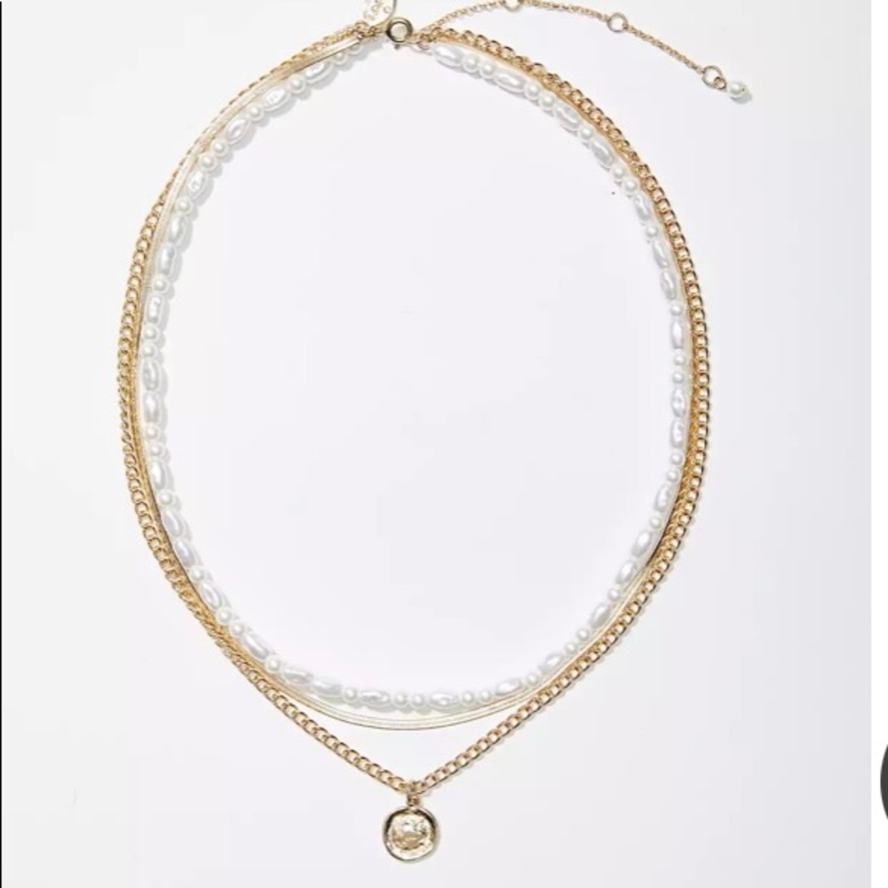 2/$20 LOFT faux pearl & gold braided necklace